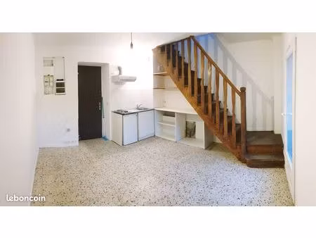 à louer – duplex 40 m² avec jardin privatif de 155 m² et stationnement