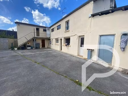 immeuble 245 m² venette