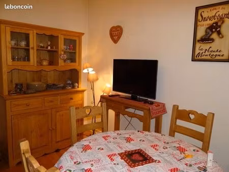 vends appartement t2 plein centre meublé