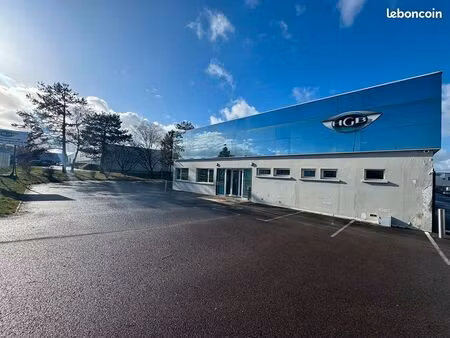 bureaux 2320 m² tinqueux