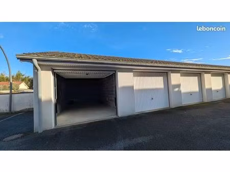 garage fermé 16m2
