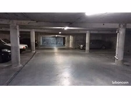 parking/box 10 m² roissy en brie