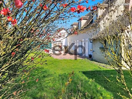propriété 7 pièces 240 m²