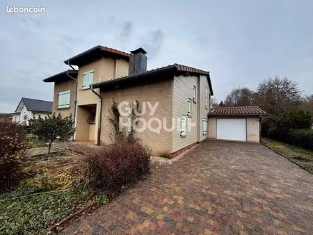 maison 8 pièces 172 m²