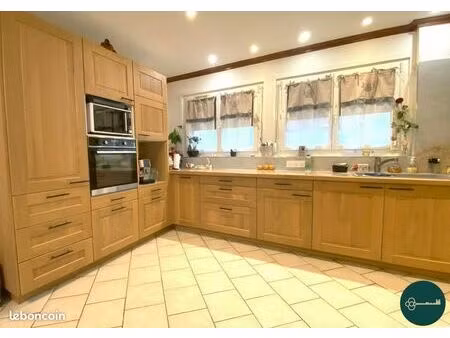 maison 6 pièces 100 m²