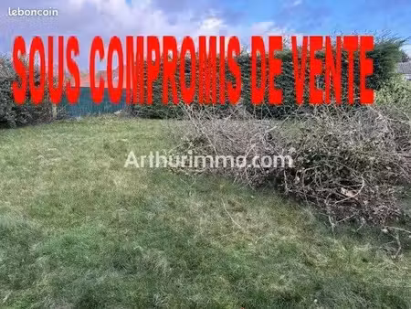 terrain 576 m² épouville