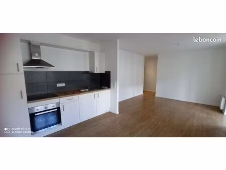 f3 ave terrasse - proche centre ville