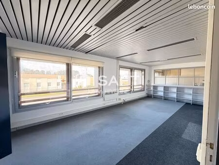 bureaux 65 m² saint-martin-des-champs