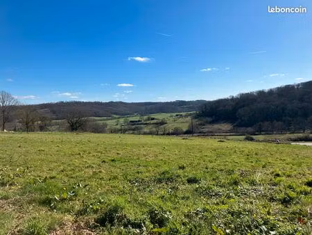 terrain constructible 3717m2