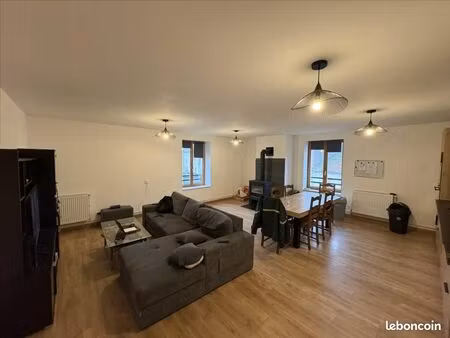 appartement 3 pièces 117 m²