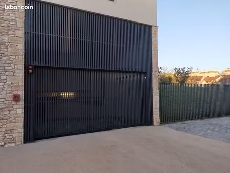 ◊ à vendre – place de parking souterrain sécurisée – rocquencourt (bourg)