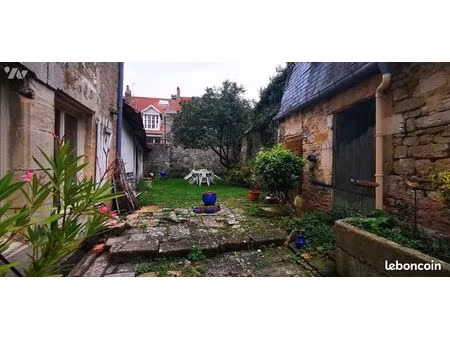 maison 9 pièces 237 m²