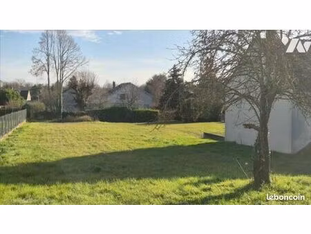 terrain 1029 m² grez sur loing