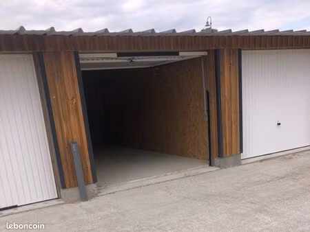 location box / garage