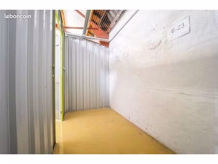 garage/box 7 m² pommeret