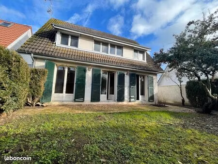 pavillon 5 pièces 90 m²