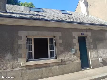 a voir  orléans plein centre  proche rue bannier  au calme  petite maison de 49 84 m² habi
