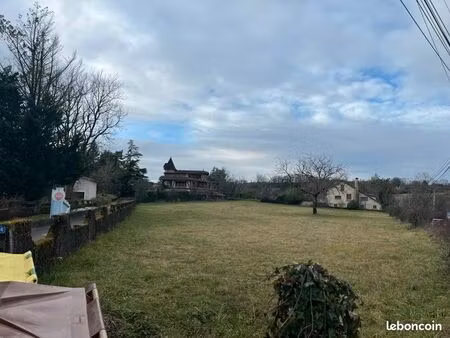 terrain 4 239 m² capdenac