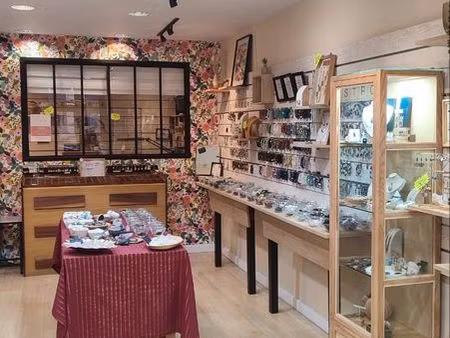 boutique de pierre et bijoux  atelier de création