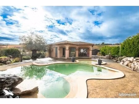 maison 1 pièce 50 m²