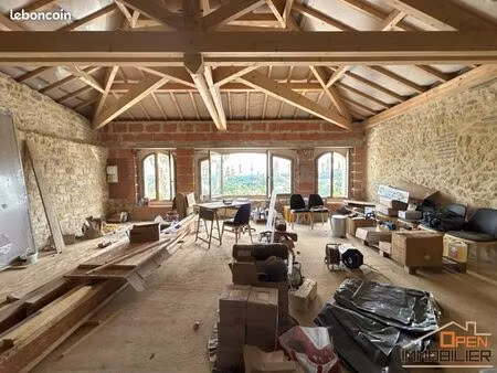 maison 2 pièces 180 m²