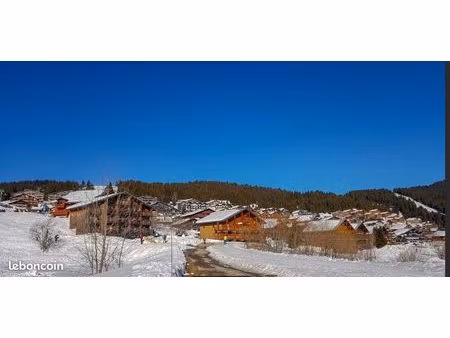 recherche studio / 2 pièces pour achat secteur chemin du cristal les saisies