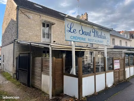 boutique 250 m² lamorlaye