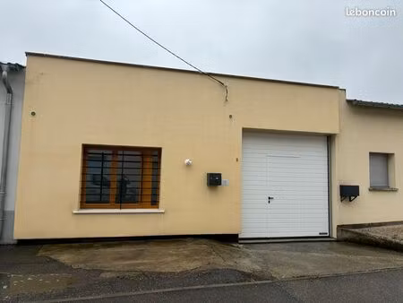 local commercial entrepôt