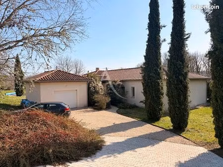 maison 5 pièces 161 m²