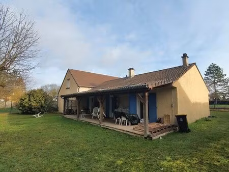 maison 5 chambres – double garage – 800 m² – parc & école à pied