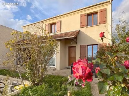 pavillon 5 pièces 105 m²