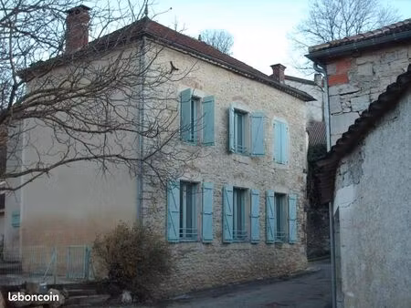 pavillon 6 pièces 130 m²