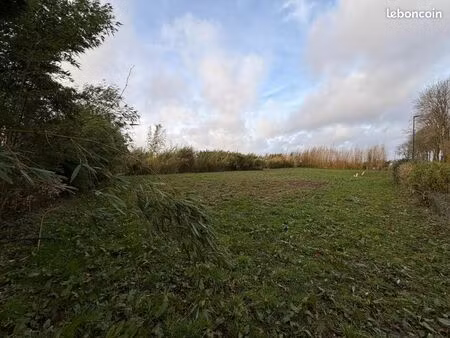 terrain 900 m² vibeuf