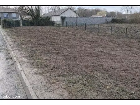 terrain 411 m² warmeriville