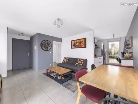 appartement 3 pièces 53m2