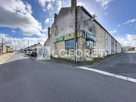 vente maison à thouars (79100) : à vendre / 60m² thouars