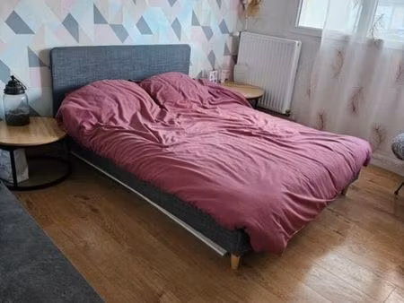 location chambre pour le mois ou 24h