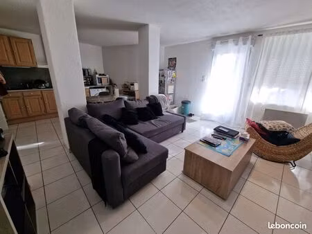 immeuble 188 m² bessan