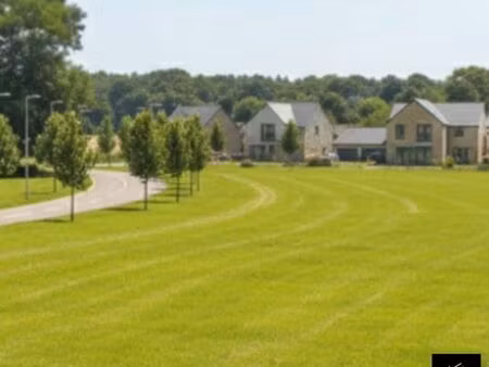 terrain 605 m² la vieux rue