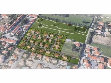 terrain 792 m² palau del vidre