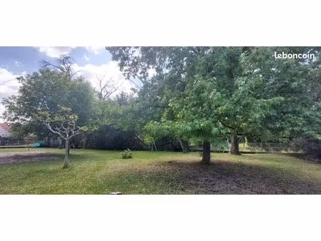 terrain 670 m² carbon blanc