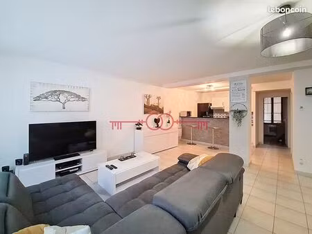 appartement 3 pièces 74 m²