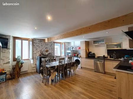 appartement t4 en duplex