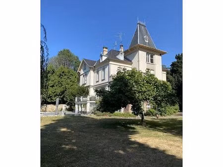 maison 15 pièces 459 m²