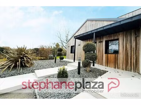 maison 6 pièces 165 m²