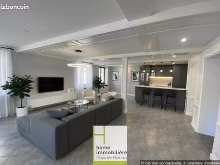 appartement 3 pièces 146 m²