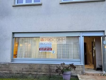 local commercial 70 m²
