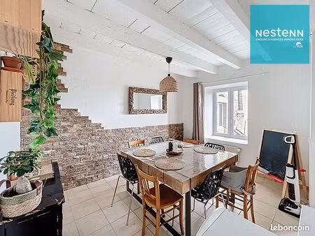 propriété 6 pièces 122 m²