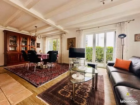 propriété 5 pièces 112 m²