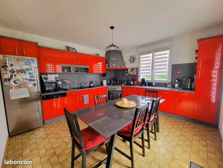 maison 5 pièces 143 m²